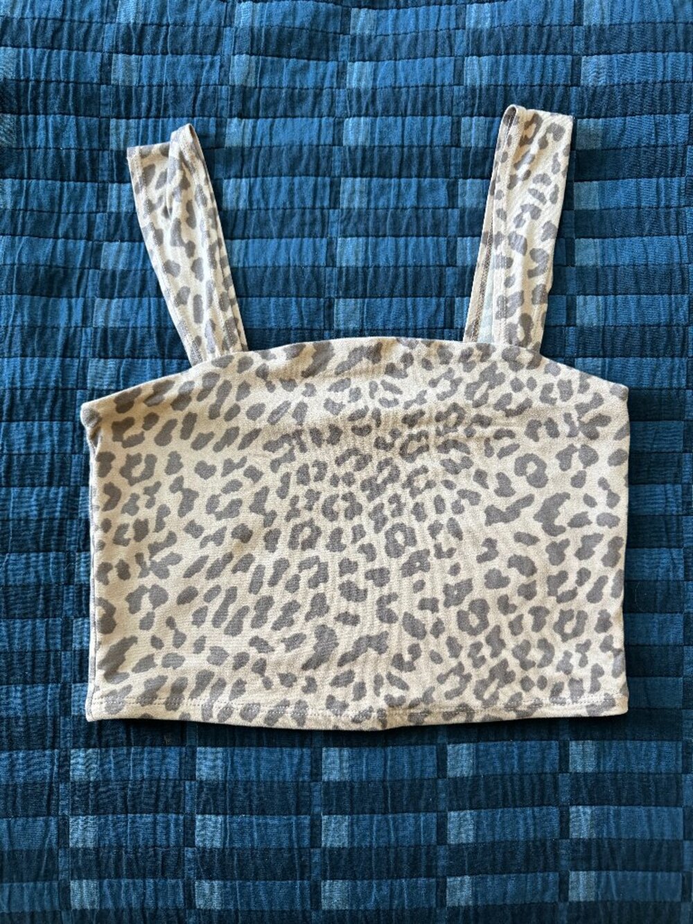 Livi by Olivia Rae Leopard Print Y2K Crop Top | Size M